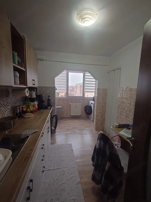 VÂNZARE APARTAMENT 2 CAMERE BRAȘOV | TRACTORUL – ZONA PIAȚA TRACTORUL | BOXĂ ȘI PARCARE | 120.000 € - imagine 5