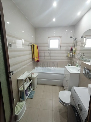 Bucovina - 2 Camere - Decomandat - Spatios - Amenajat - imagine 9
