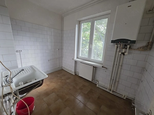 Apartament 2 camere strada Garii , etaj 2