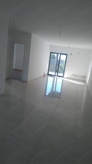 Proprietar vand casa  - imagine 3
