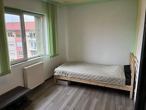2 camere, centrala, aer conditionat, geam la baie - imagine 10