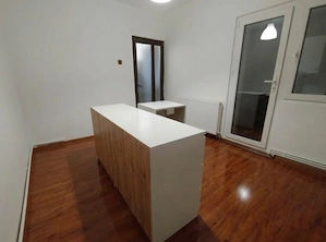 Apartament cu 3 camere central - imagine 6