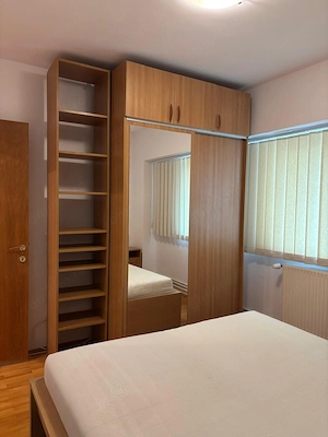 Închiriere Apartament 3 Camere Decomandat,  Lacul Tei, Centrală Proprie