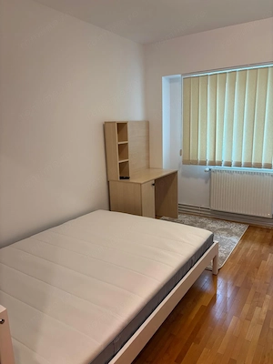 Închiriere Apartament 3 Camere Decomandat,  Lacul Tei, Centrală Proprie - imagine 3