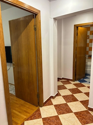 Închiriere Apartament 3 Camere Decomandat,  Lacul Tei, Centrală Proprie - imagine 12