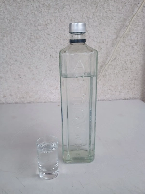 Pălincă de 52 