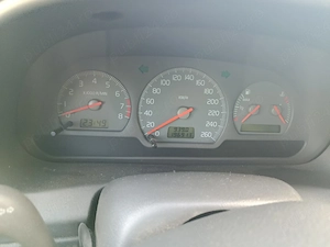 Vand Urgent Volvo v40 2001 - imagine 2