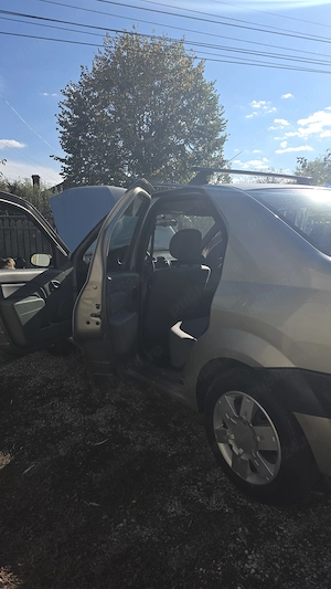 Dacia Logan 1.4 benzina 15000 km (model export) - imagine 5