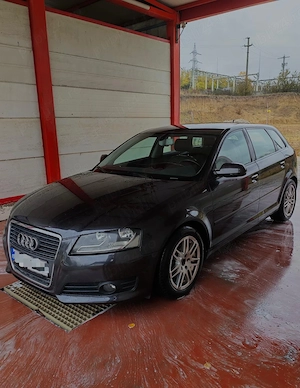 Audi A3 1,6 tdi 2011 - imagine 2