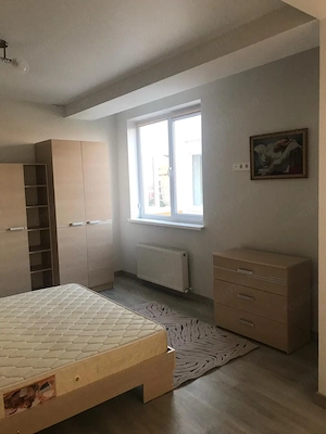Apartament cu 2 camere de închiriat în Centru - imagine 3