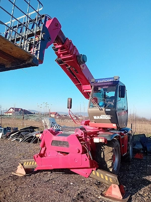 Vând  manitou rotativ  - imagine 3