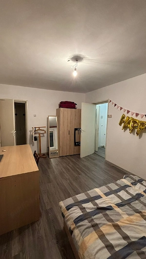 vand apartament 2 camere pe Calea București  - imagine 5