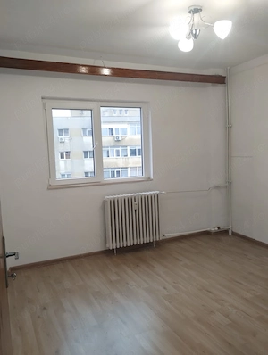 Vând apartament 2 camere decomandat - imagine 2