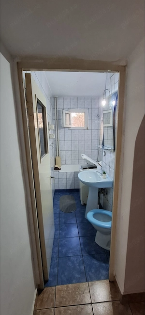 Închiriez apartament 2 camere  - imagine 3