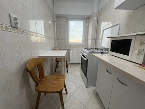 370euro, metrou Timpuri Noi, spatioasa - imagine 11