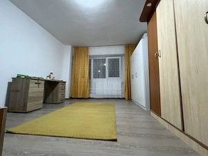 370euro, metrou Timpuri Noi, spatioasa - imagine 12