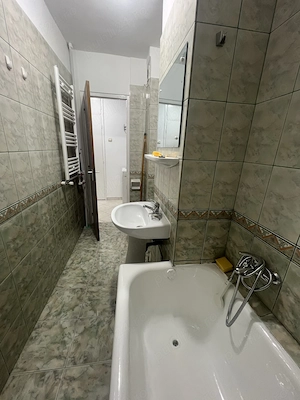 370euro, metrou Timpuri Noi, spatioasa - imagine 9