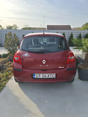 Autoturism Renault in stare buna de funcționare  - imagine 3