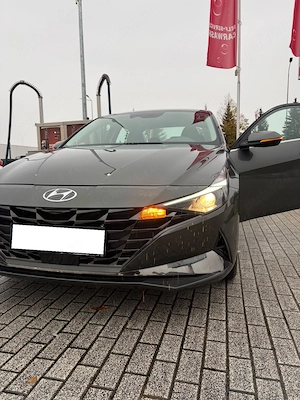 Hyundai Elantra 34972 KM - imagine 2