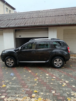 Dacia Duster 15 diesel 2014     4+4.  Prestij - imagine 2