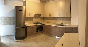 Proprietar inchiriez apartament 3 camere in complexul Laguna Residence - imagine 6