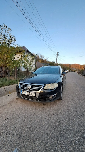 Vând Volkswagen Passat B6  - imagine 3