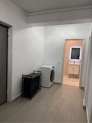Vand apartament 2 camere in zona Titan  - imagine 4