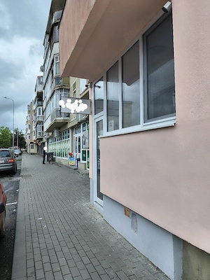Apartament spațiu comercial în acte parter - imagine 5