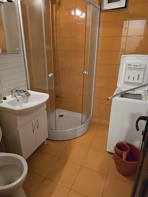 Inchiriez apartament in Ramnicu Valcea, 3 camere decomandat, central, et 2. - imagine 6