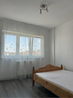 Ofer spre închiriere apartament 2 camere Hip. IV - imagine 5