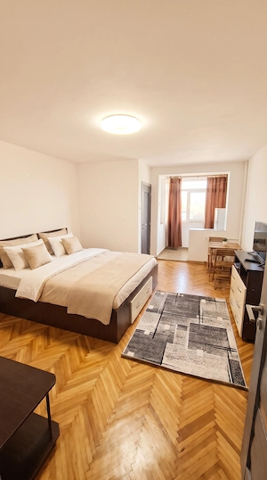 Garsoniera renovata 3 min M Costin Georgian - imagine 9