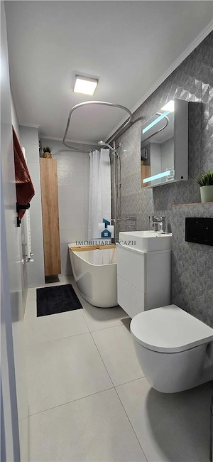 Apartament 3 camere Metrou Brancoveanu hol H - imagine 4