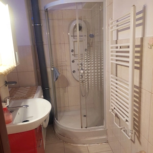Garsoniera de vânzare 