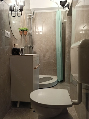Garsoniera zona Coresi proprietar  - imagine 6