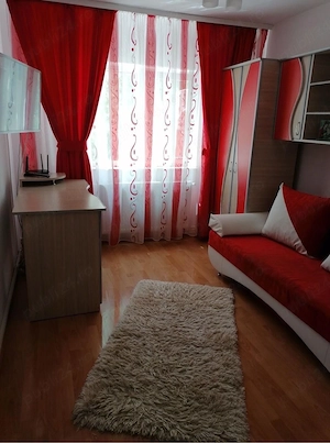 Apartament Central Navodari - imagine 3