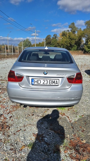 BMW 320 D, 2005, E90, cu motor defect!  - imagine 3