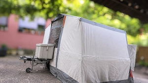 Vând remorcă cort Alpen Kreizen Allure 