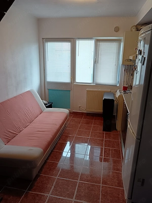 Apartament decomasat centru zona zero (garsoniera)  - imagine 4