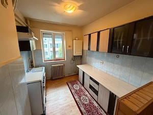 Apartament 2 camere, etaj 2 - Cugir - imagine 5