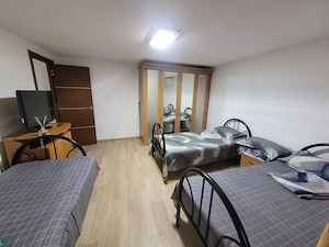 Inchiriez vila super in Zona 1 a Brailei - imagine 4