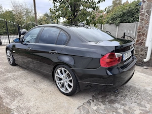 BMW Seria 3 E90 320D  - imagine 6