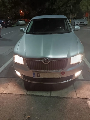 Vând skoda superb  - imagine 3
